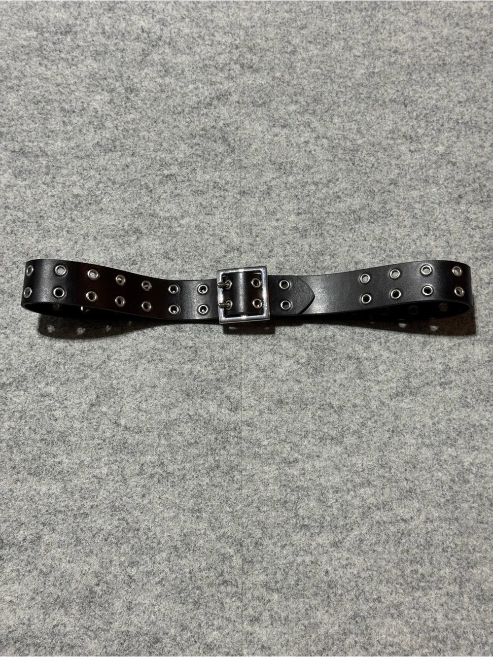 Urban Outfitters Black Vegan Leather Grommet Belt Women’s Size S, Emo Goth Punk